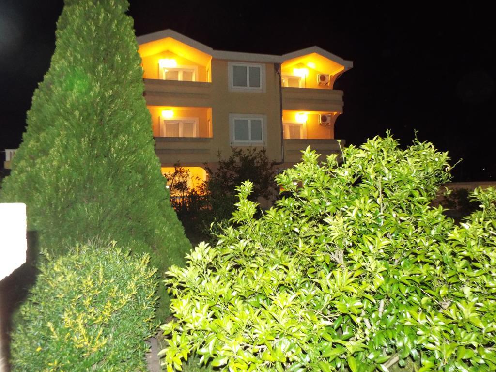 Apartments Old Olive Bar Luaran gambar